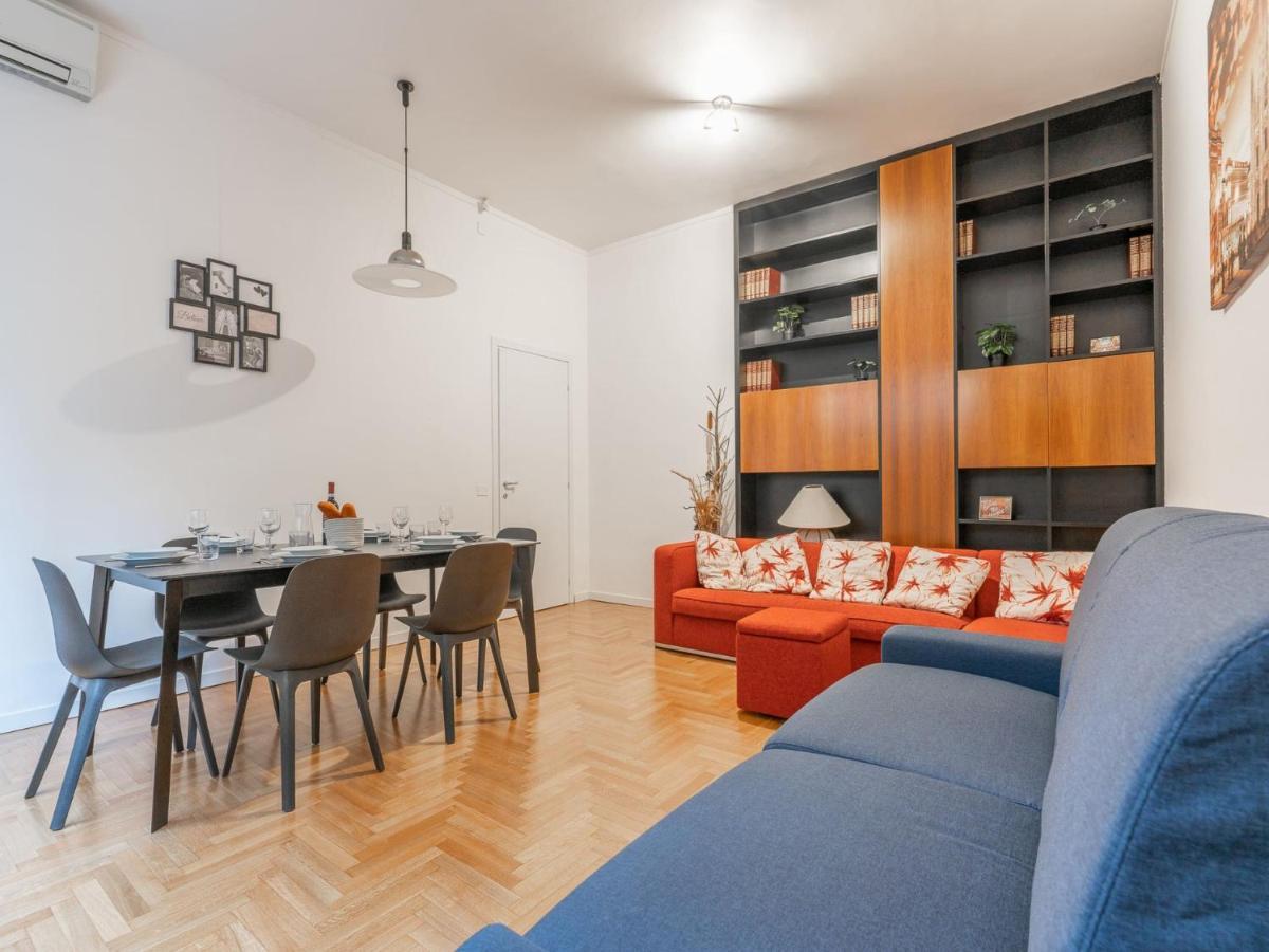 The Best Rent - Spacious Three-Bedroom Apartment In Moscova Милано Екстериор снимка