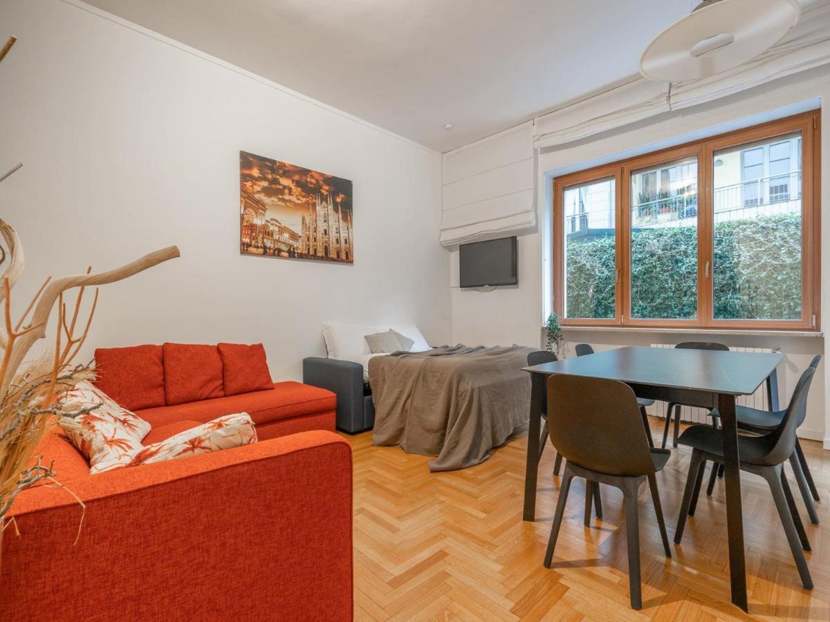 The Best Rent - Spacious Three-Bedroom Apartment In Moscova Милано Екстериор снимка
