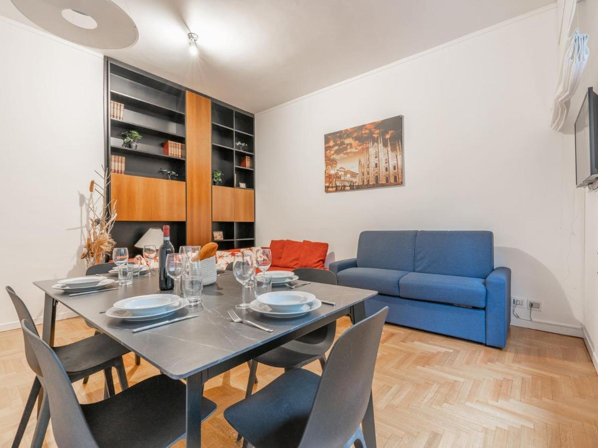 The Best Rent - Spacious Three-Bedroom Apartment In Moscova Милано Екстериор снимка